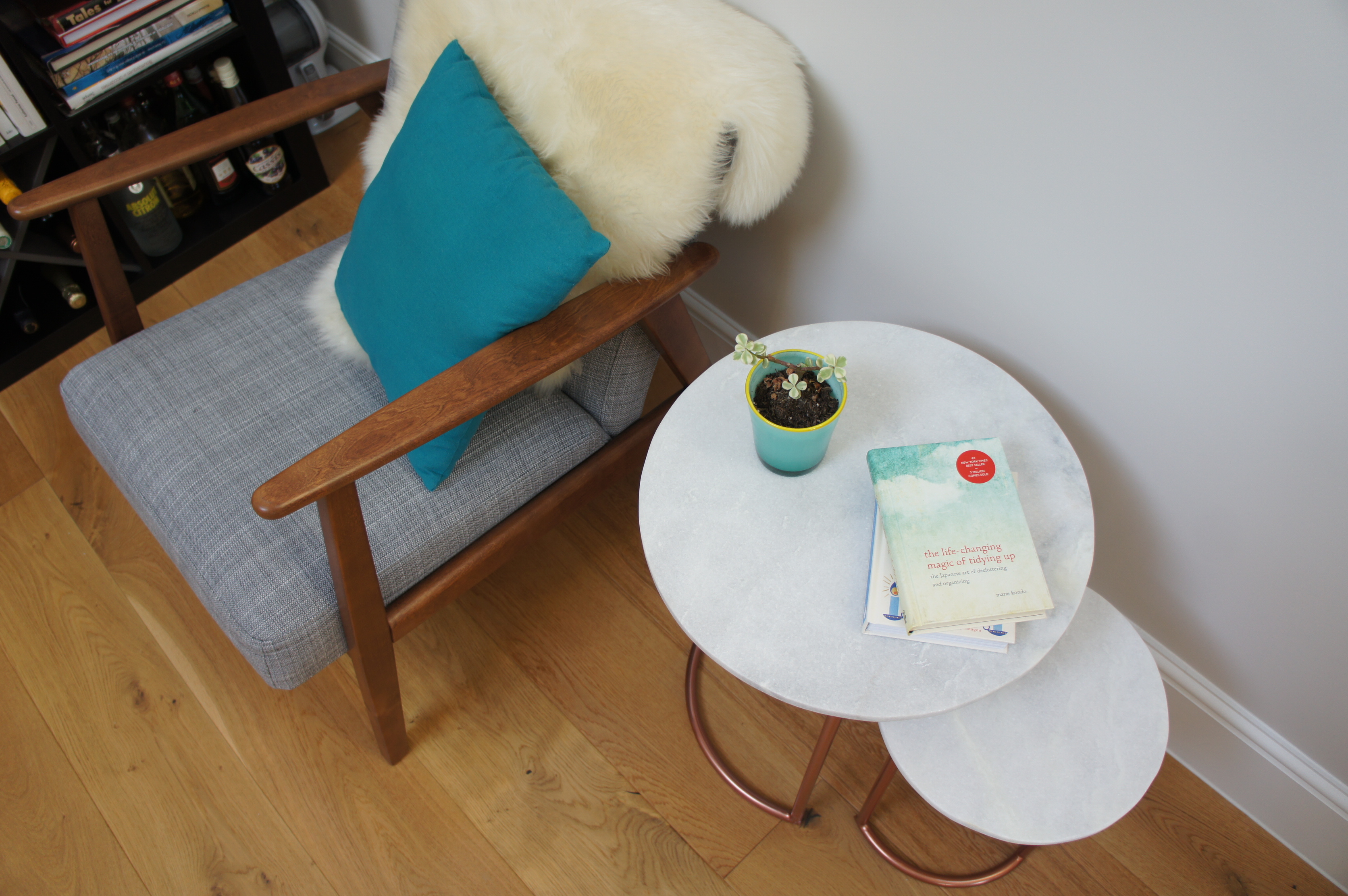 Living room reading nook interior design