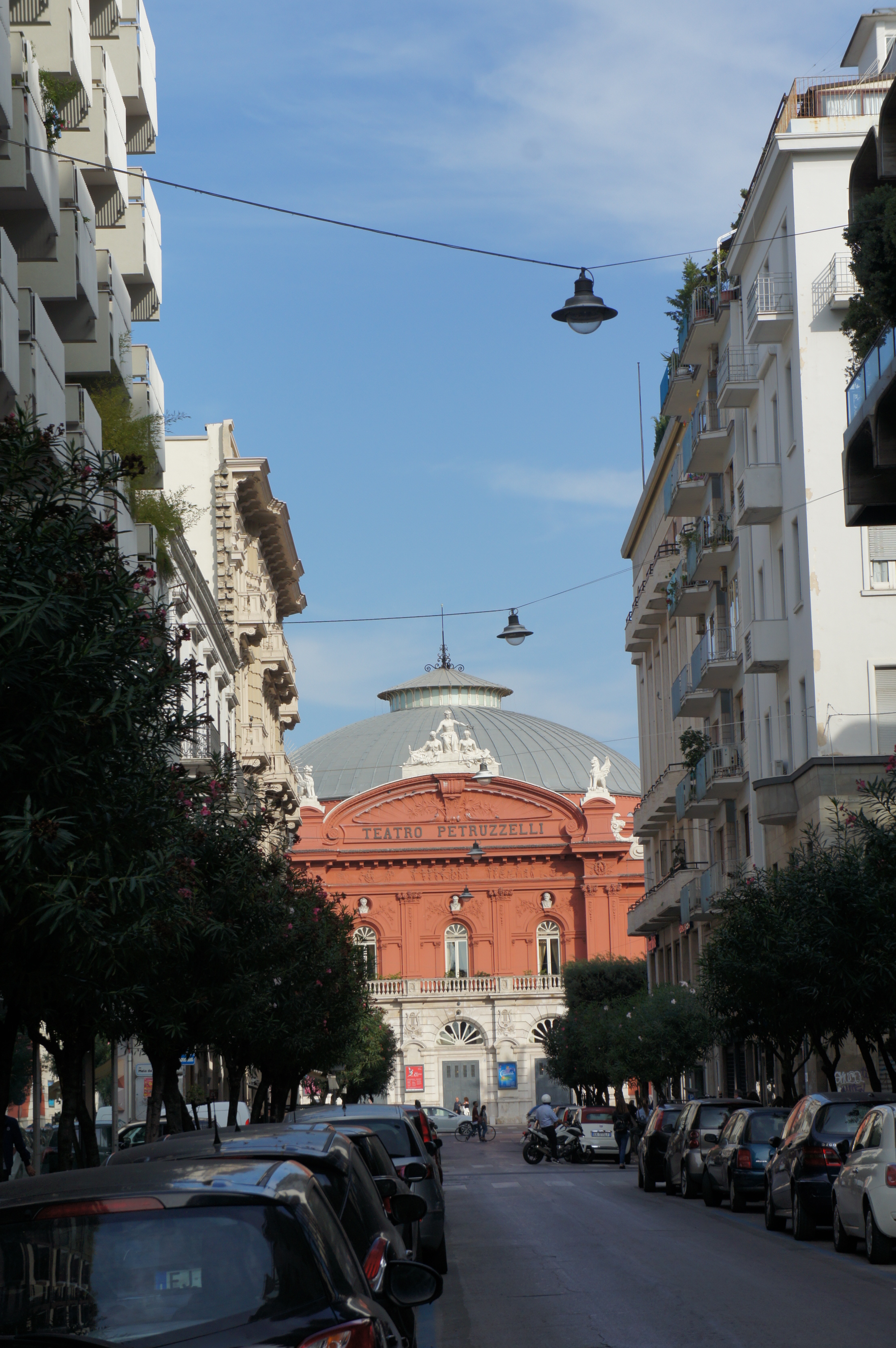 Bari theatre