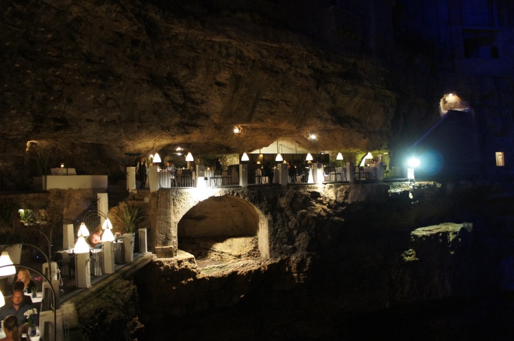 Grotta Palazzese Polignano A Mare