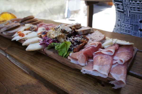 La Prosciutteria antipasto platter