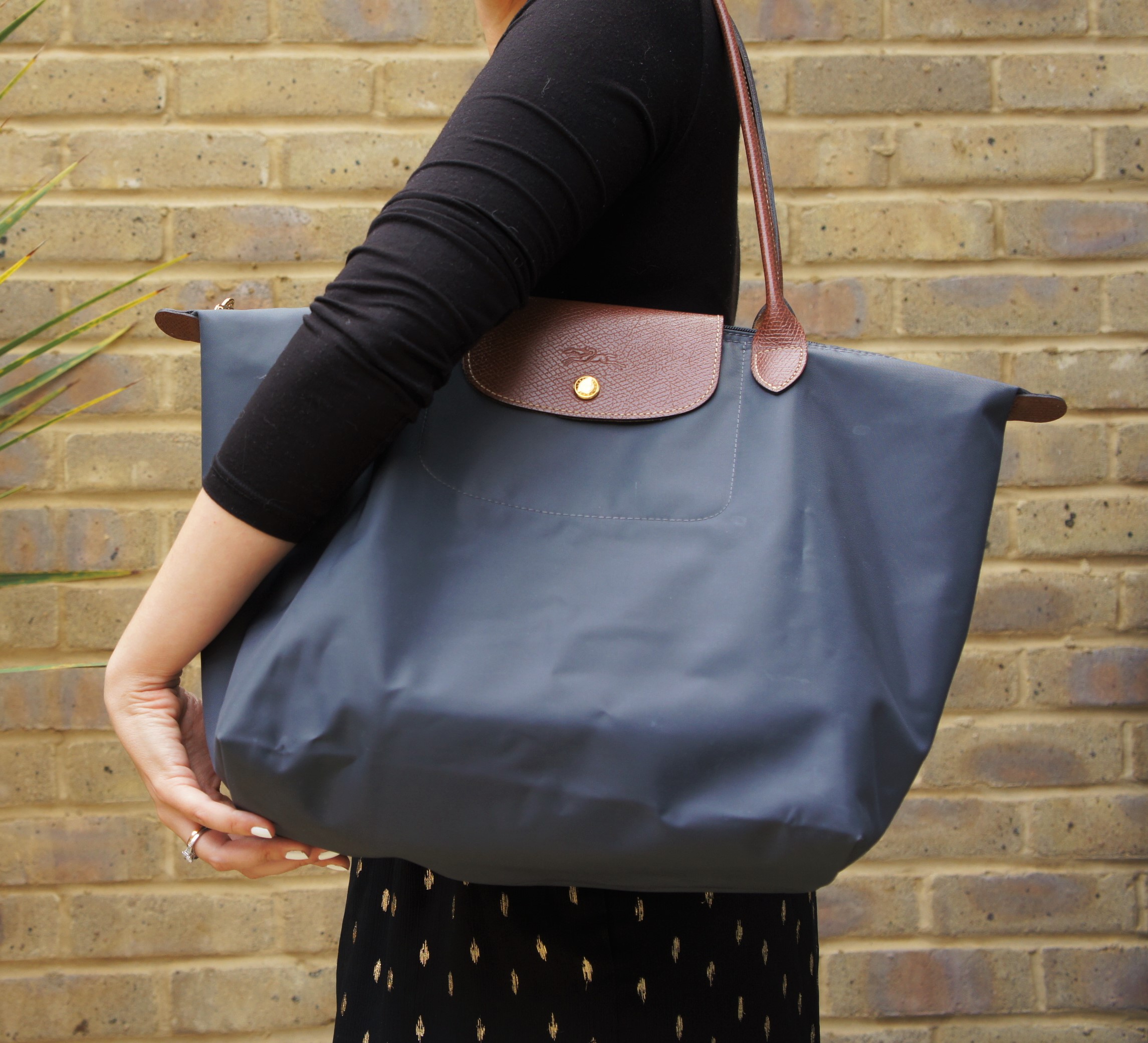 Longchamp pliage bag in grey