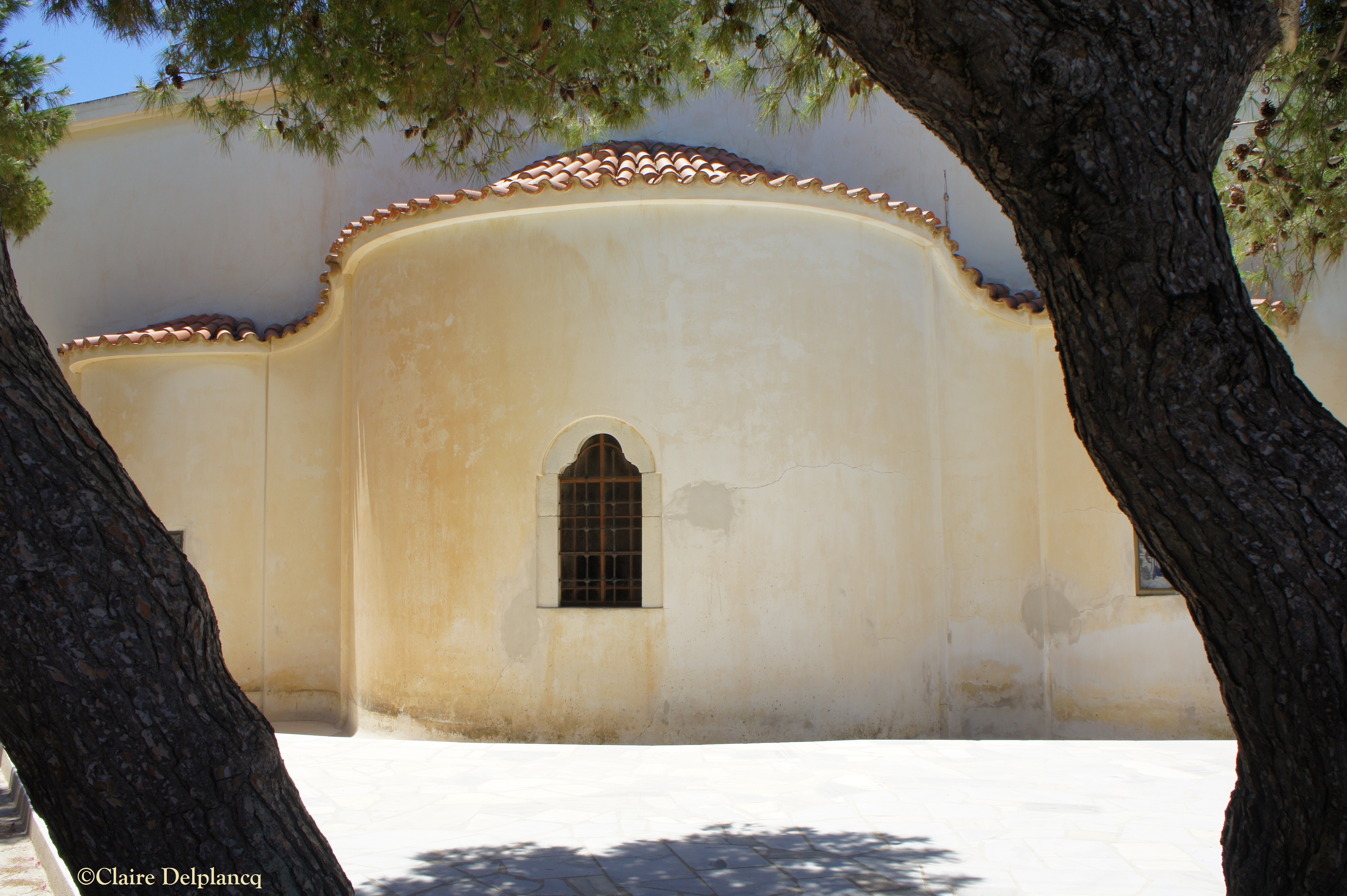 Agia Triada Lefkes