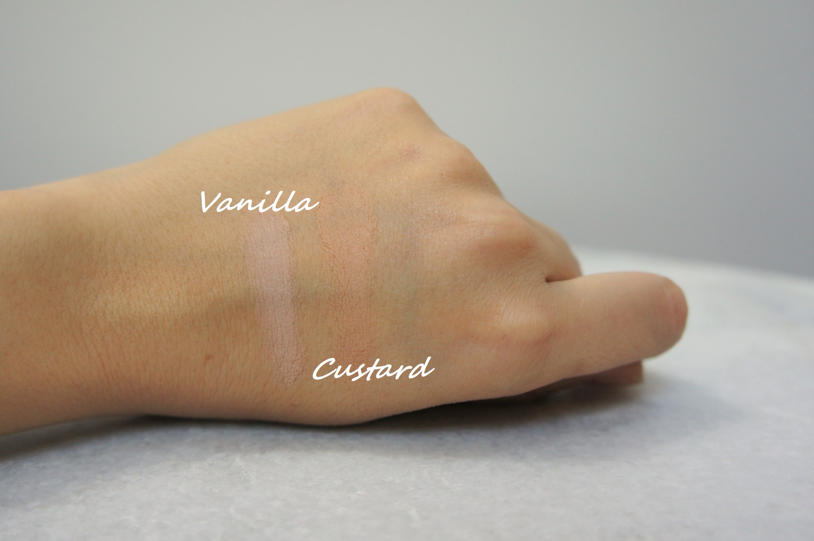 Nars Soft Matte Complete concealer in Vanilla and Custard