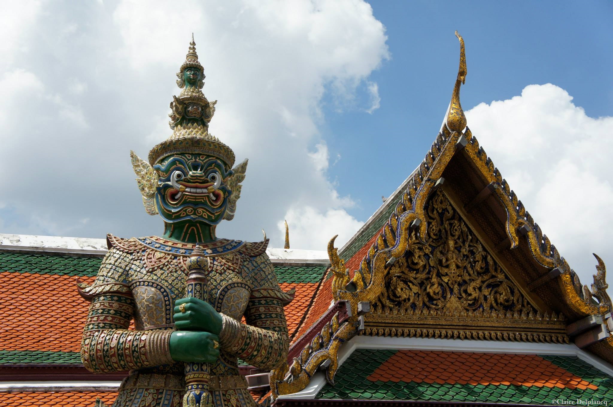 Wat Pho statue guard Bangkok