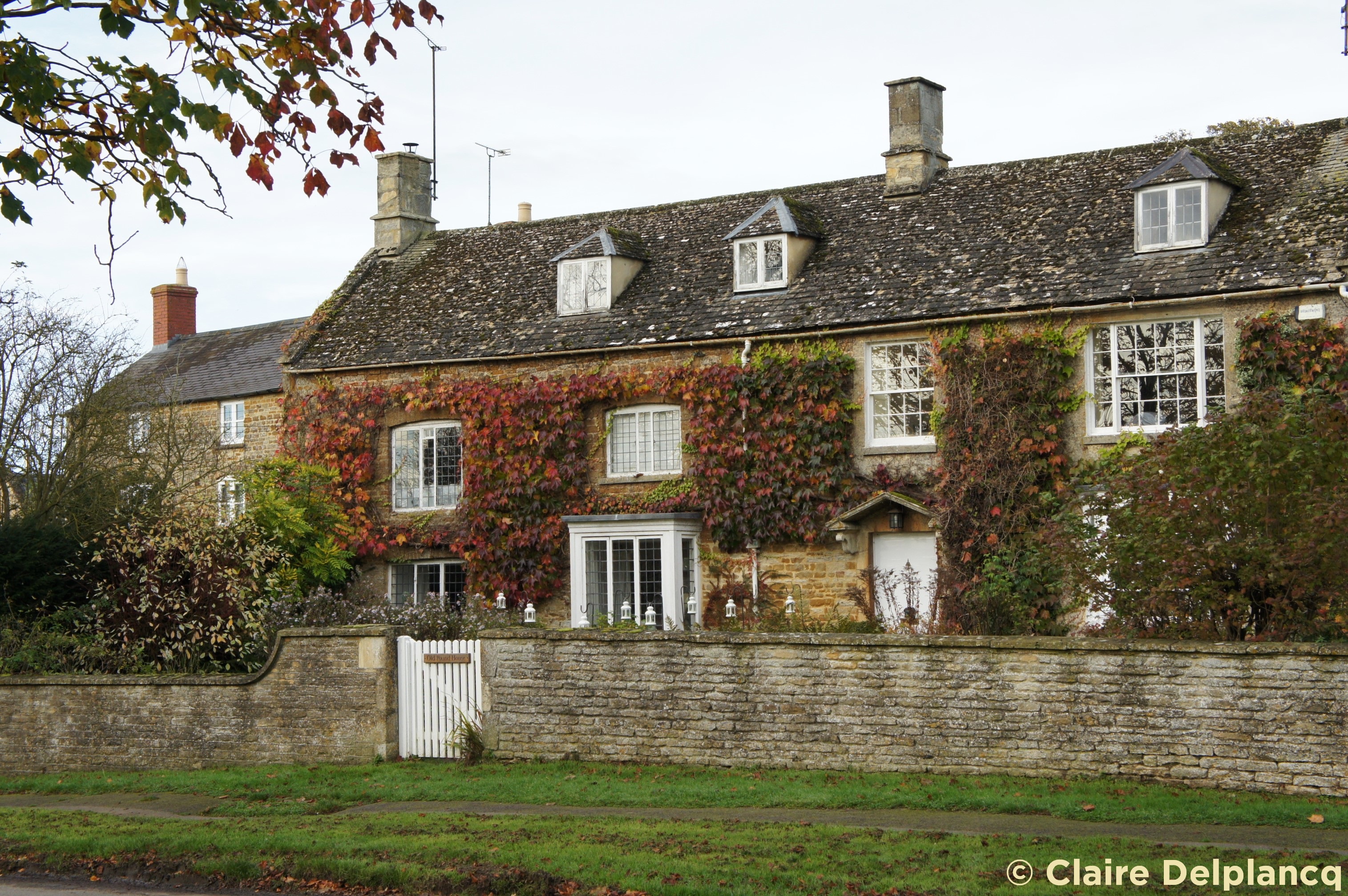 House red leaves Kingham