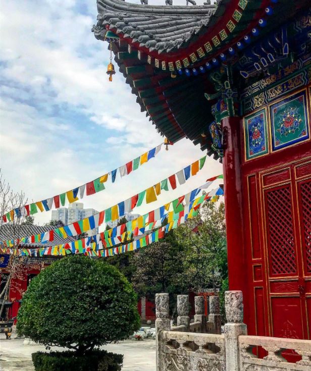 Creative Travel Guide