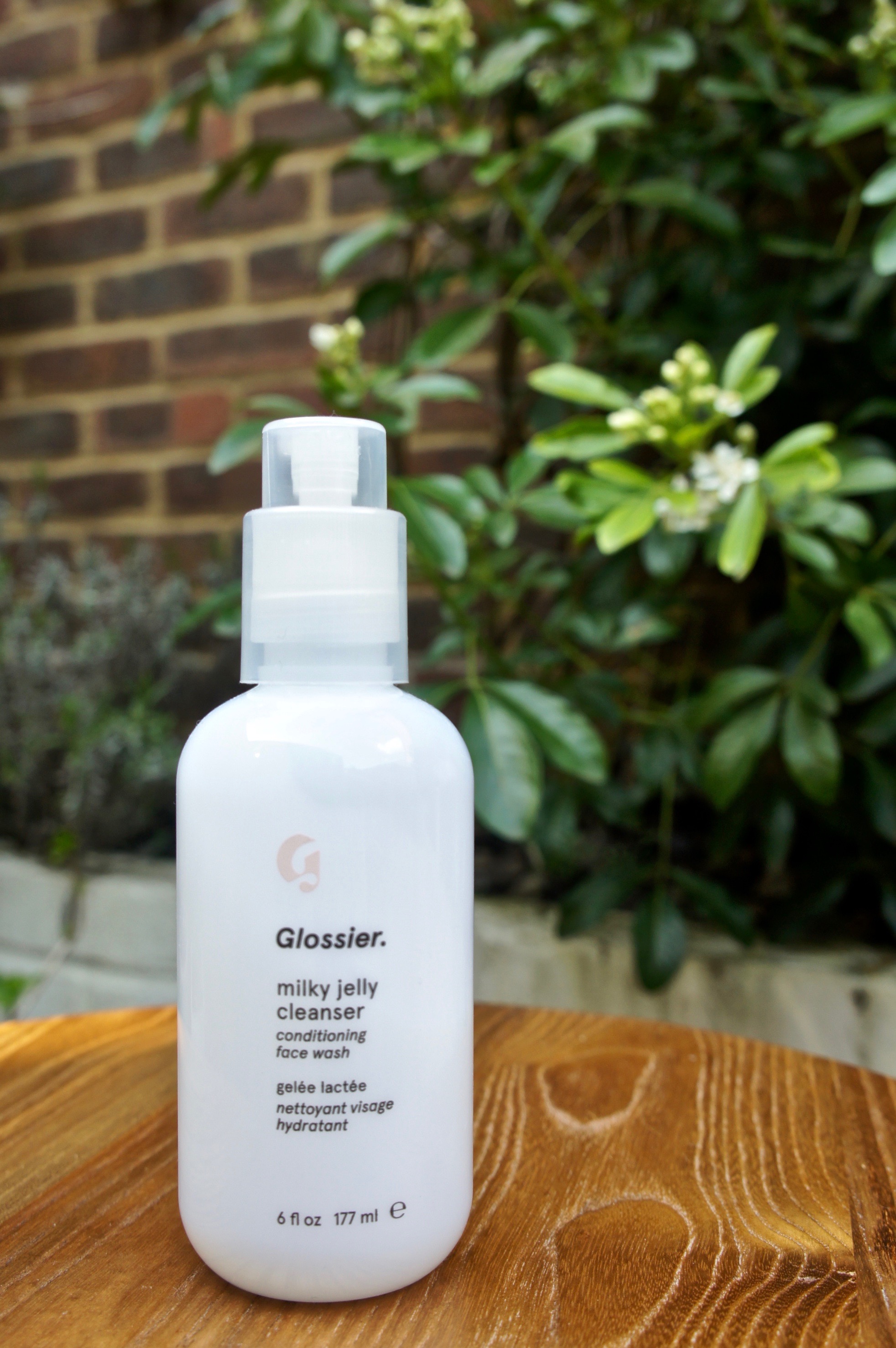Glossier Milky Jelly Cleanser