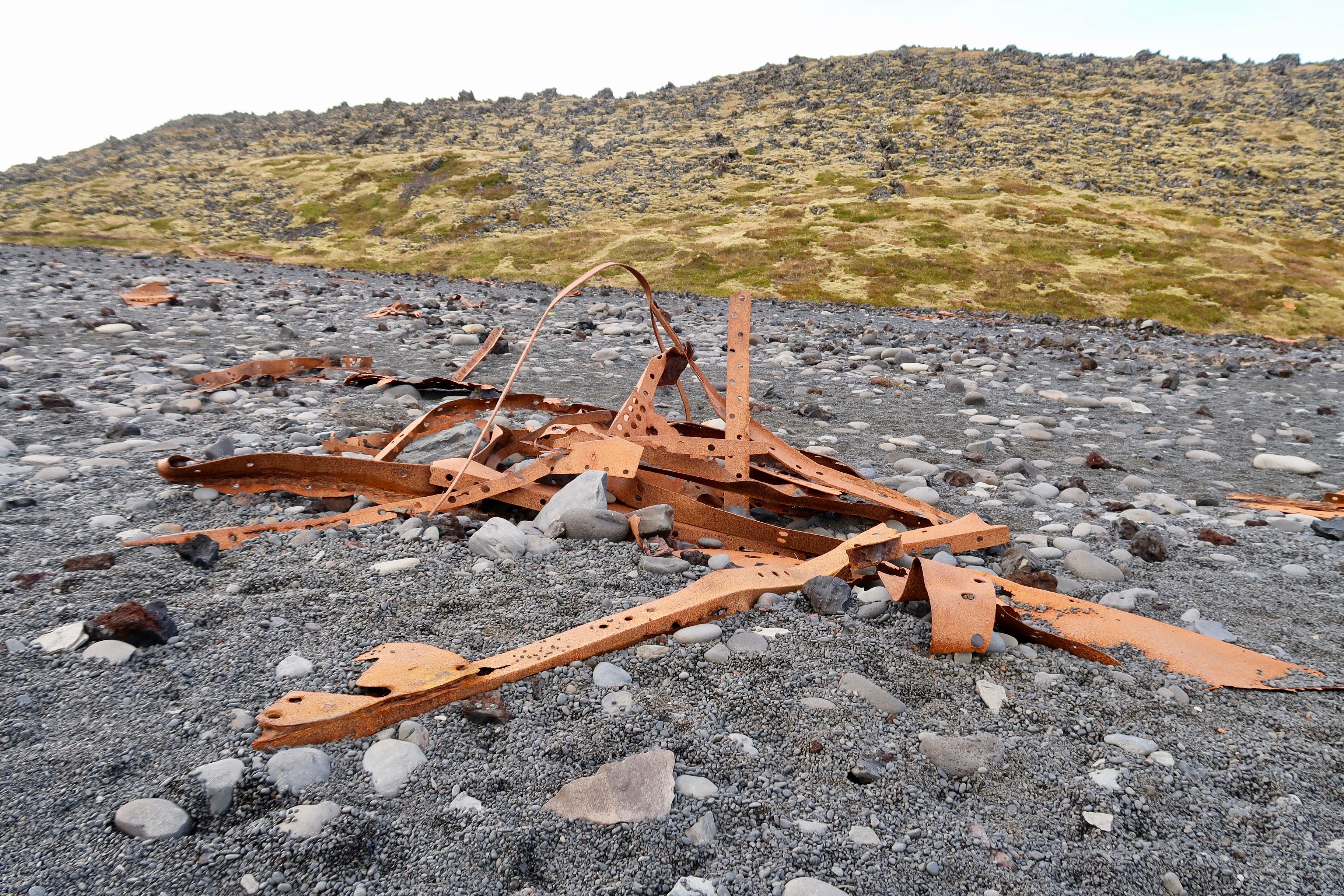 Epine GY7 boat wreckage