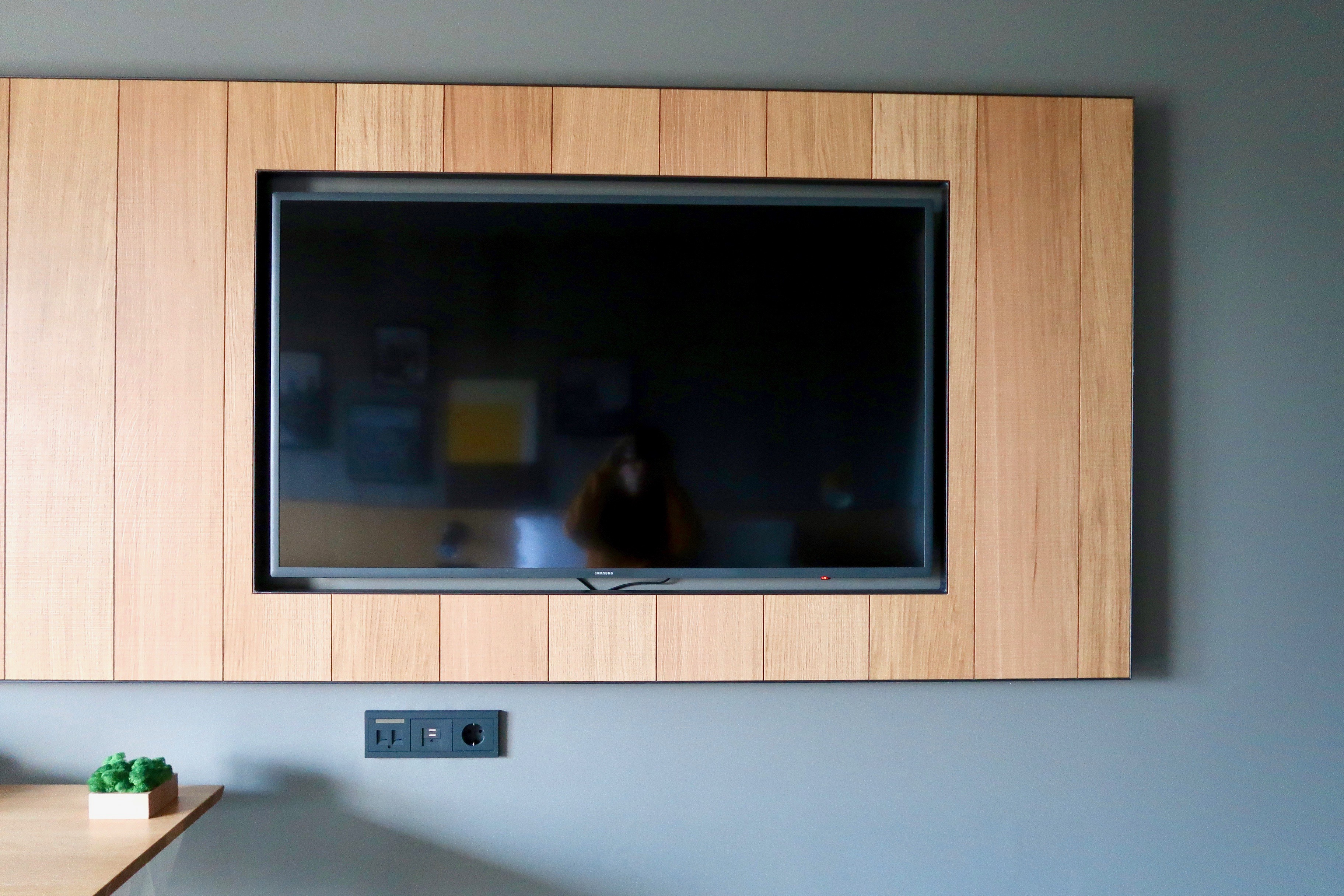 Wood panel TV at Icelandair Hotel Myvatn
