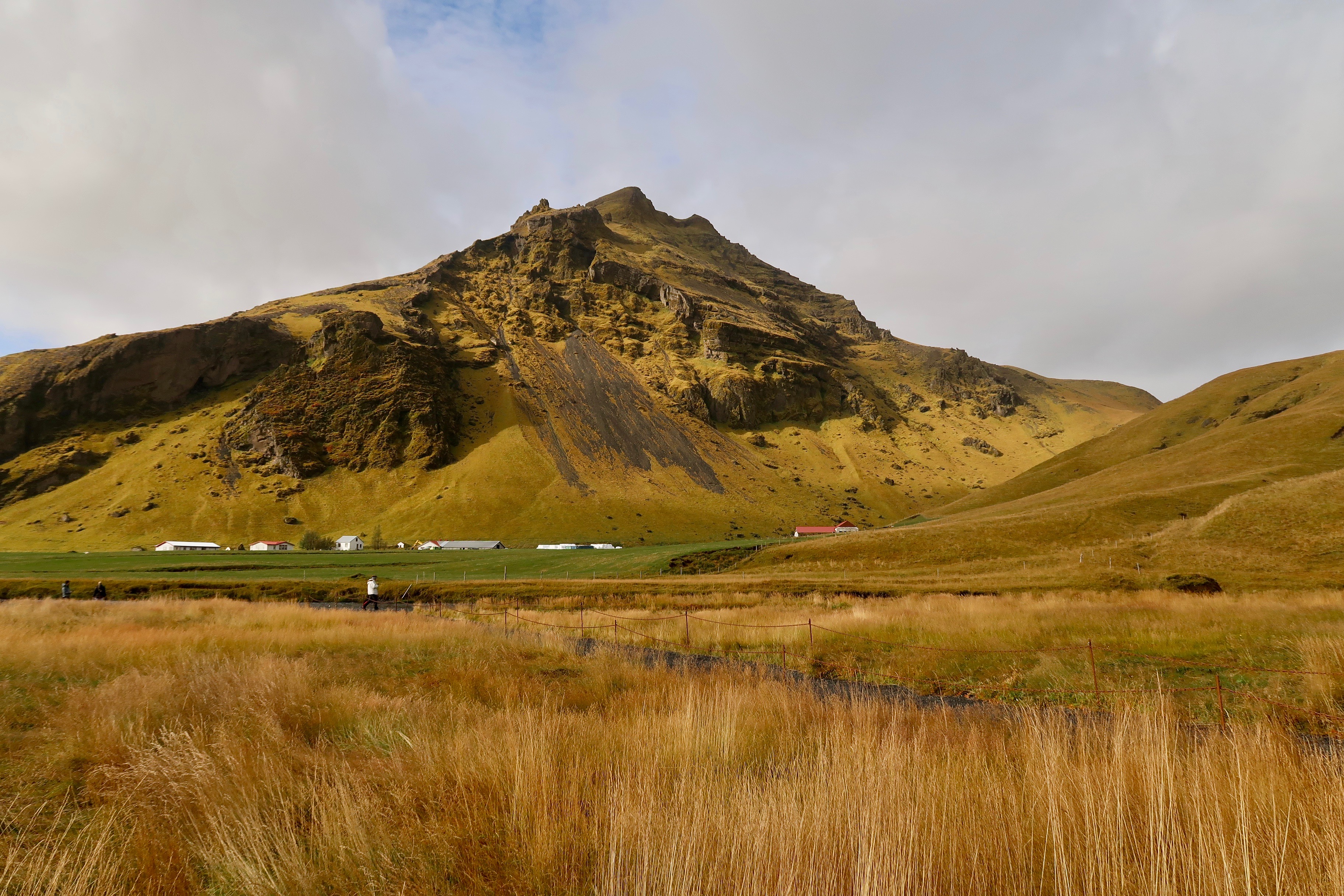 Skogafoss mountain