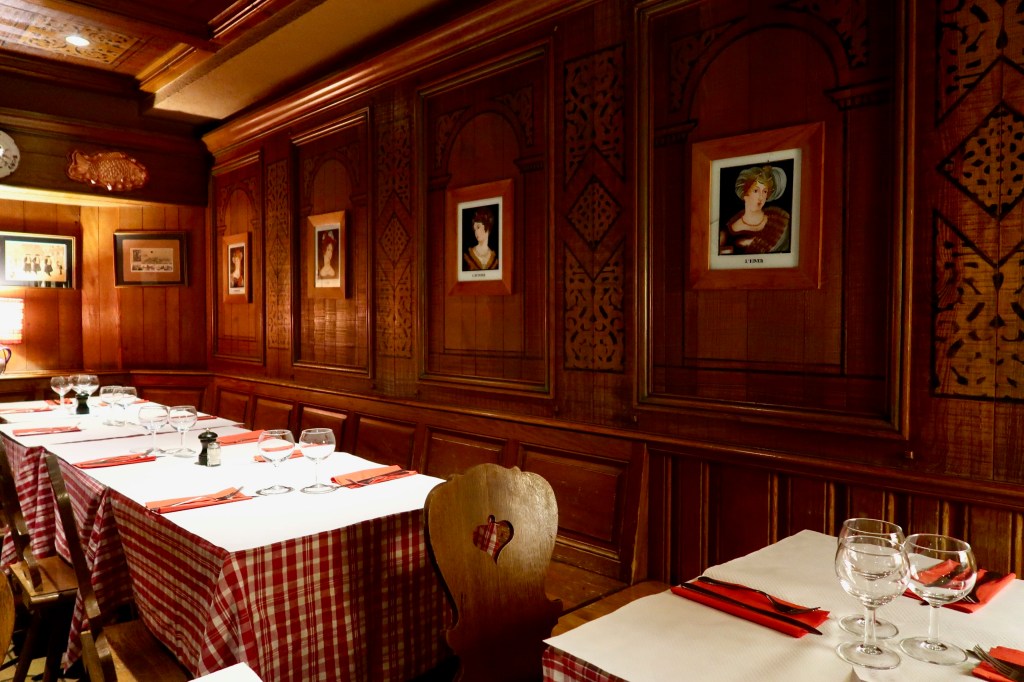 Au Pont Corbeau winstub Strasbourg