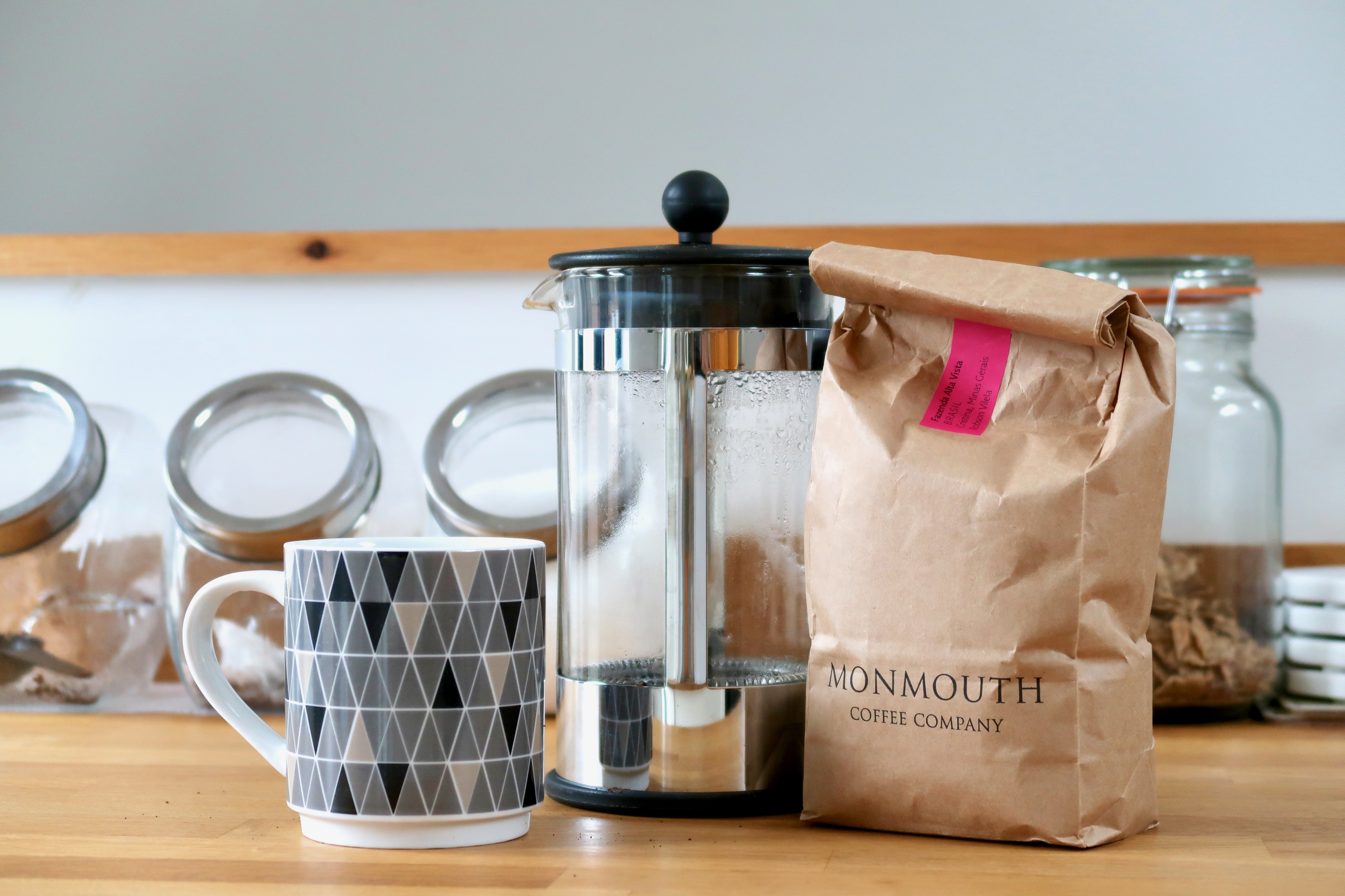 6 very easy ways to be more sustainable grind your coffee