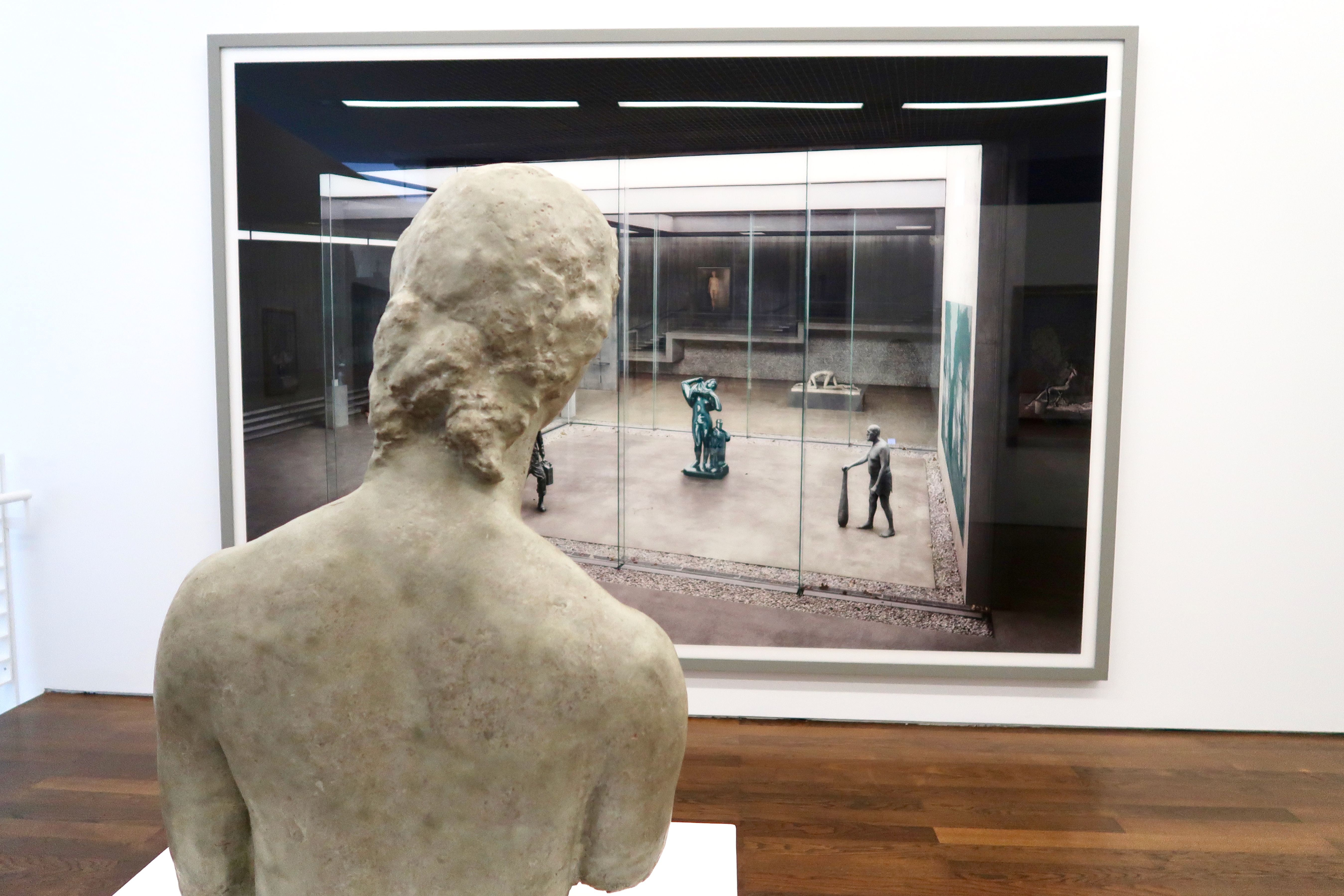 Museum Frieder Burda statue