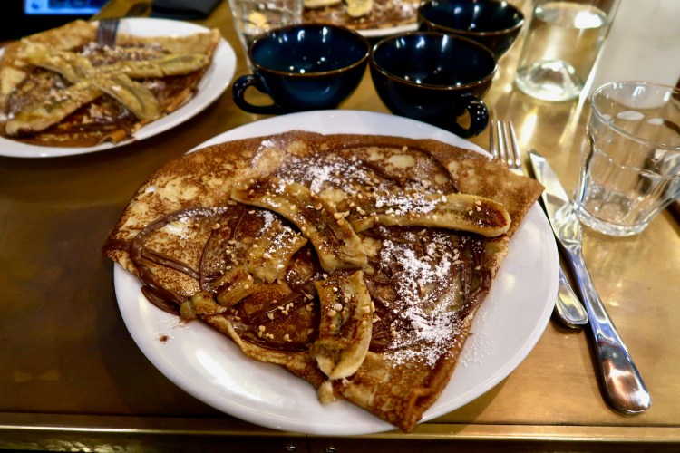 Mamie's nutella and banana crêpe